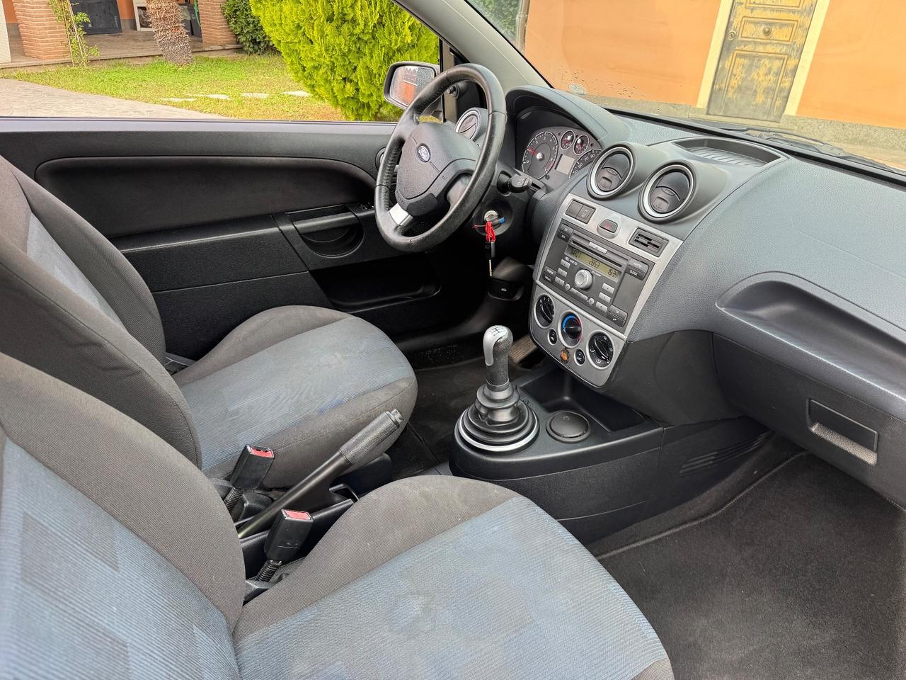 FORD FIESTA 1.2 benzina - POCHI KM - 2008