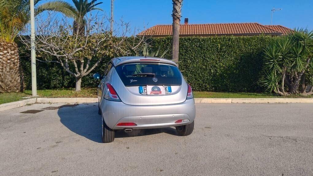 Lancia Ypsilon 1.2 69 CV 5 porte GPL Ecochic Gold