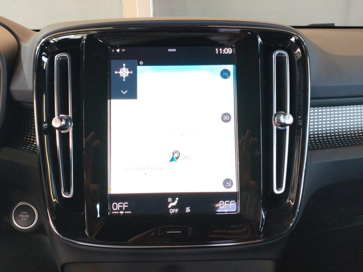 Volvo XC40 1.5 t4 Plug-in Hybrid automatico Ultimate Dark