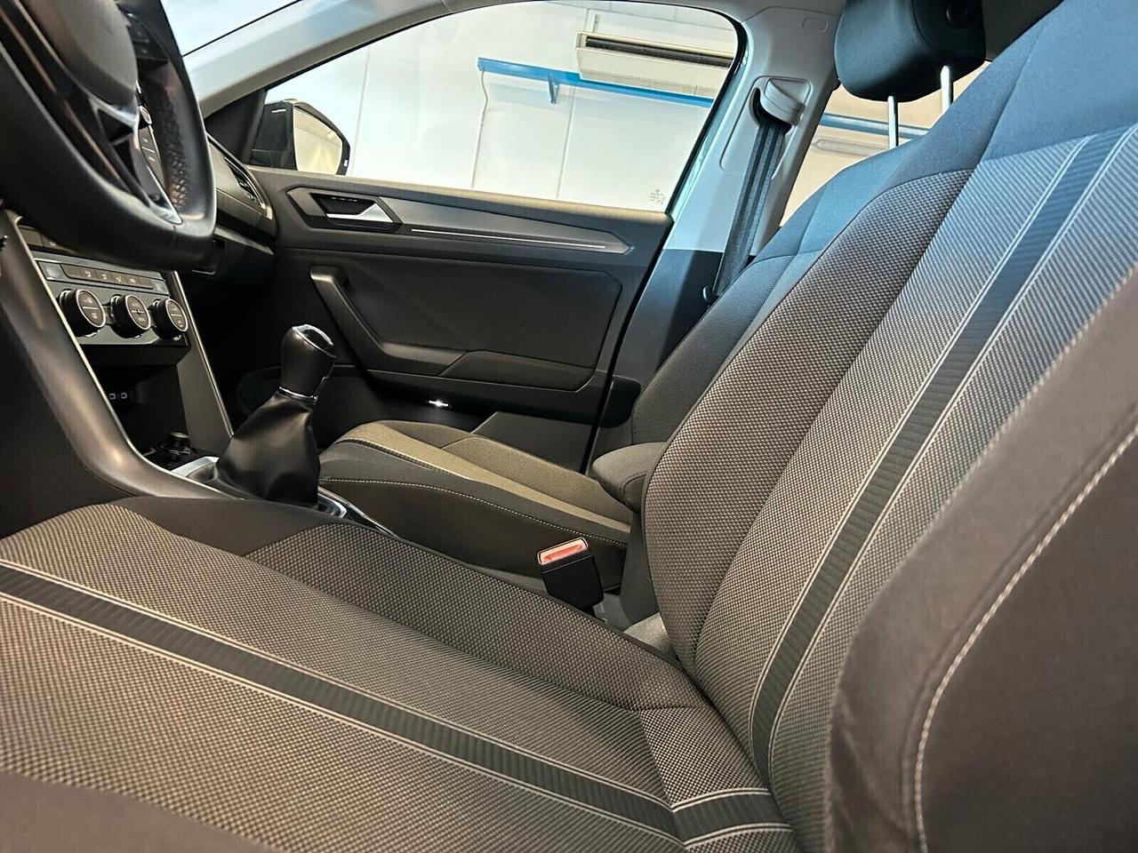 Volkswagen T-Roc STYLE 1.0 TSI 110 CV 6mt UNICO PR.