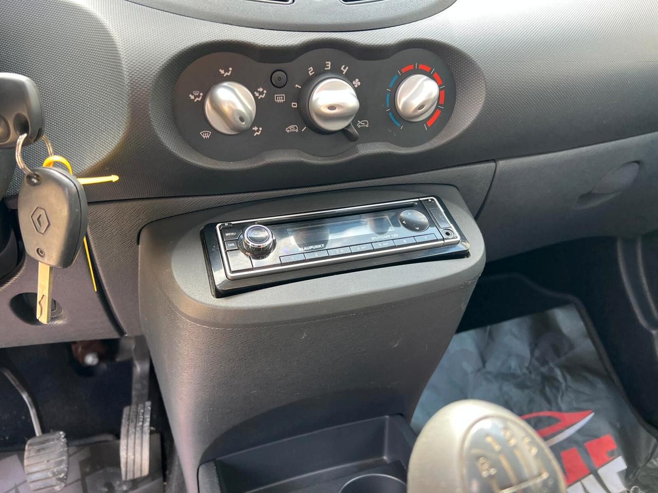 Renault Twingo 1.2 75 cv