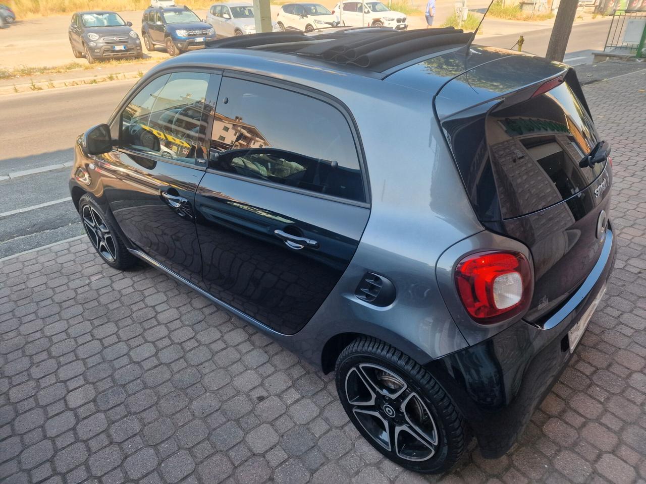 Smart ForFour 70 1.0 Prime, TETTO APRIBILE+NAVI SAT+LED BELLISSIMA