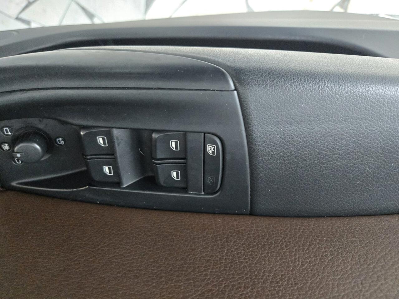 Audi Q3 2.0 TDI 120 CV S tronic Young