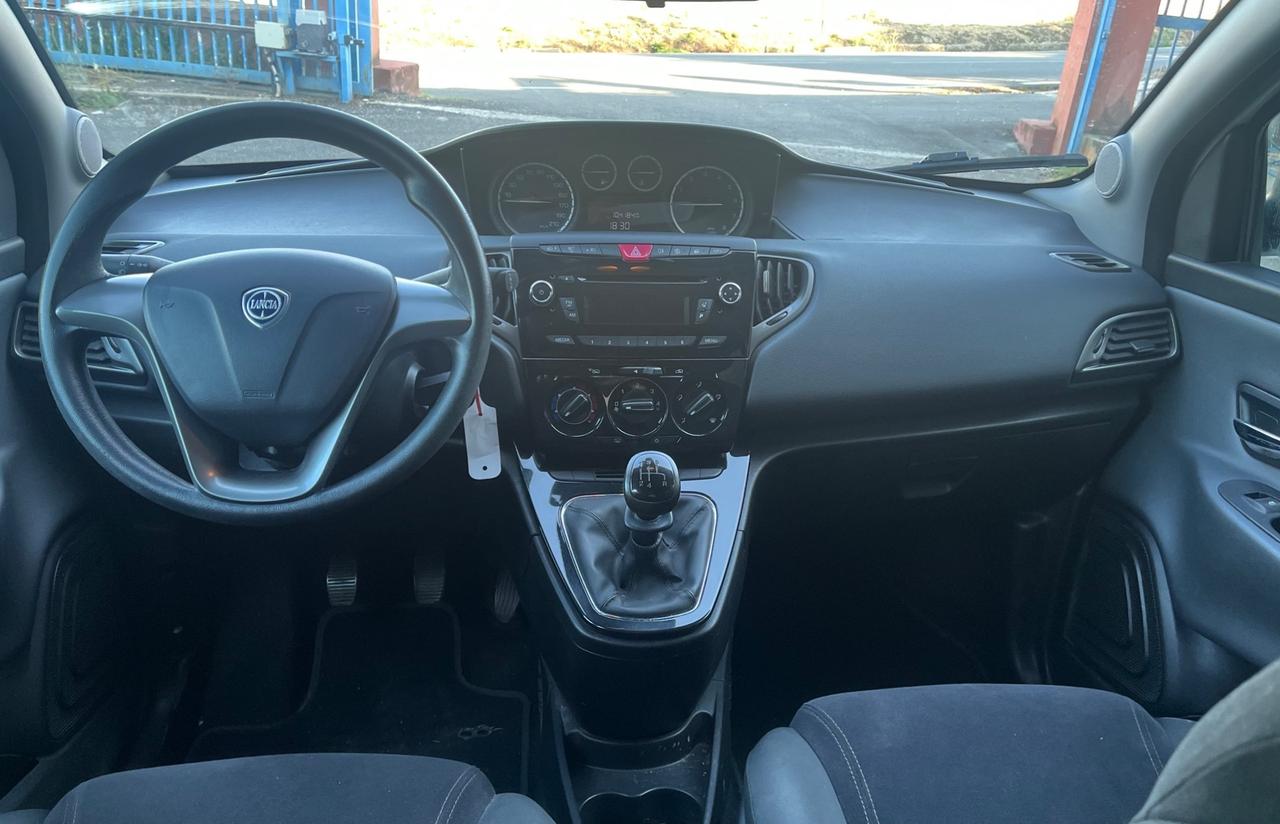 Lancia Ypsilon 1.2 69 CV 5 P Gold-km104000-