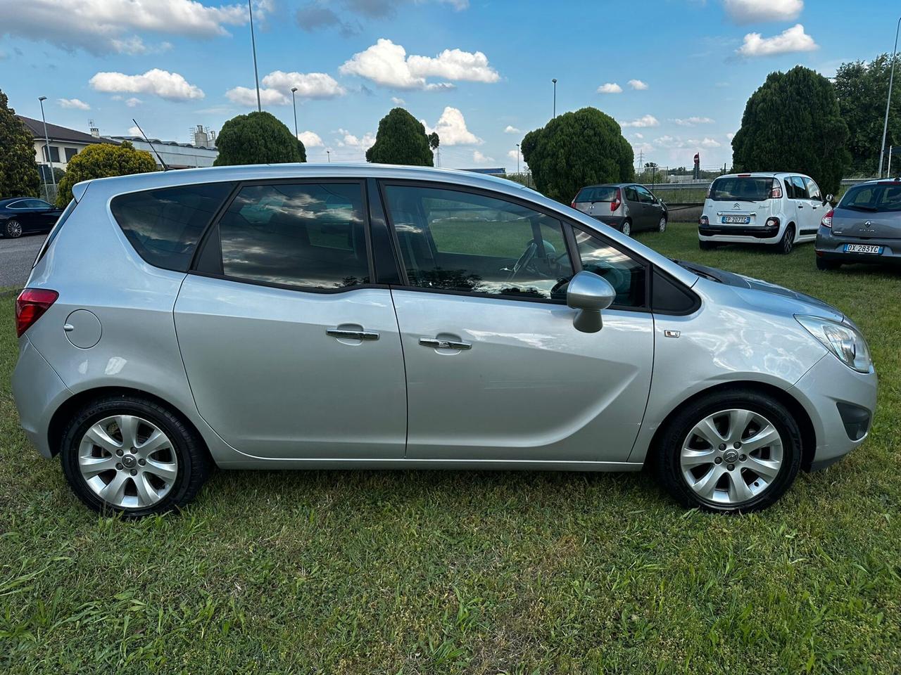 Opel Meriva 1.4 Cosmo ADATTA NEOPATENTATI