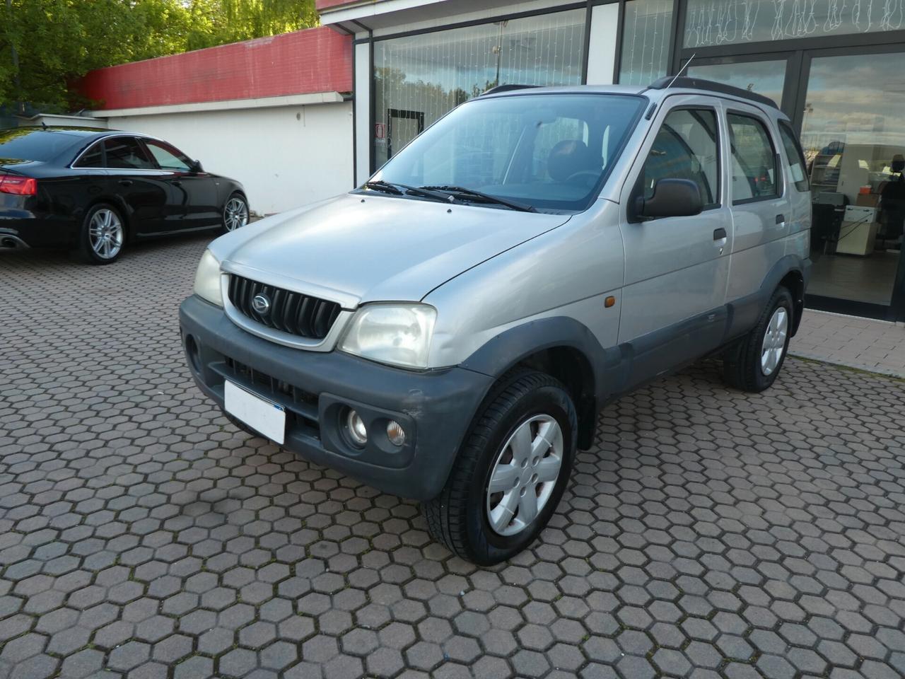 Daihatsu Terios 1.3i 16V cat 4WD SX OK NEOPATENTATI