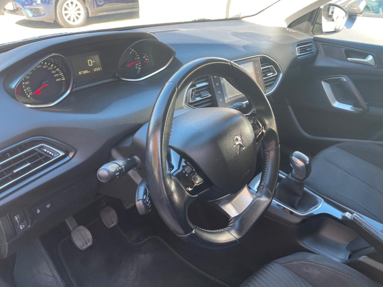 Peugeot 308 BlueHDi 120 S&S SW Business