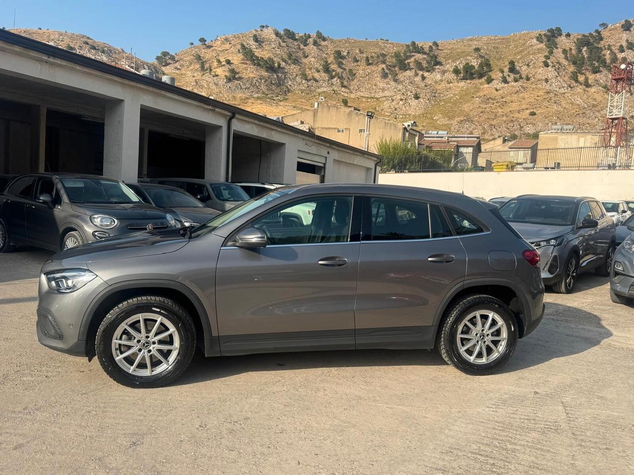 Mercedes-benz GLA 200 d Automatic Business