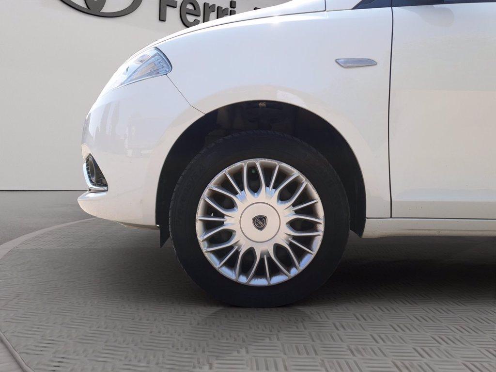 LANCIA Ypsilon 0.9 t.air silver ecochic metano 80cv del 2016