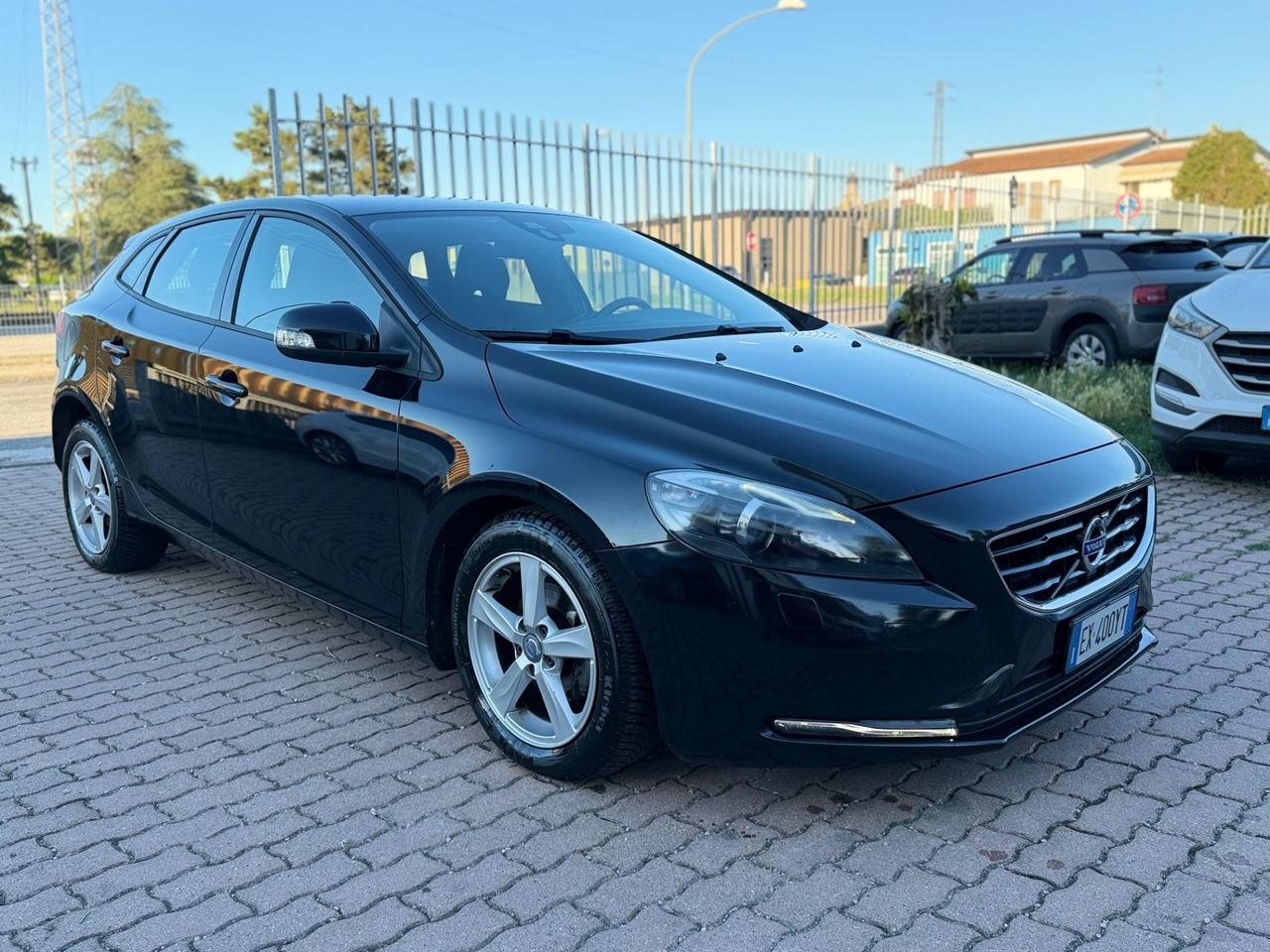 Volvo V40 D2 1.6 Summum