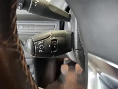 PEUGEOT 2008 1.6 HDI ALLURE CERCHI+NAVI+RETROCAMERA