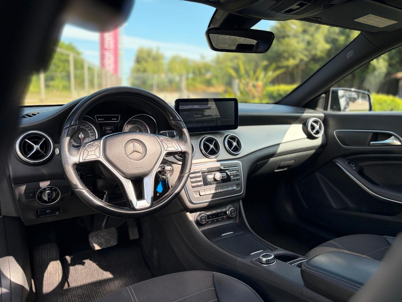 Mercedes-benz CLA 220 CDI Automatic Premium
