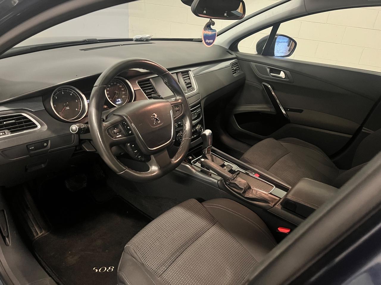 Peugeot 508 BlueHDi 120 EAT6 S&S SW Business