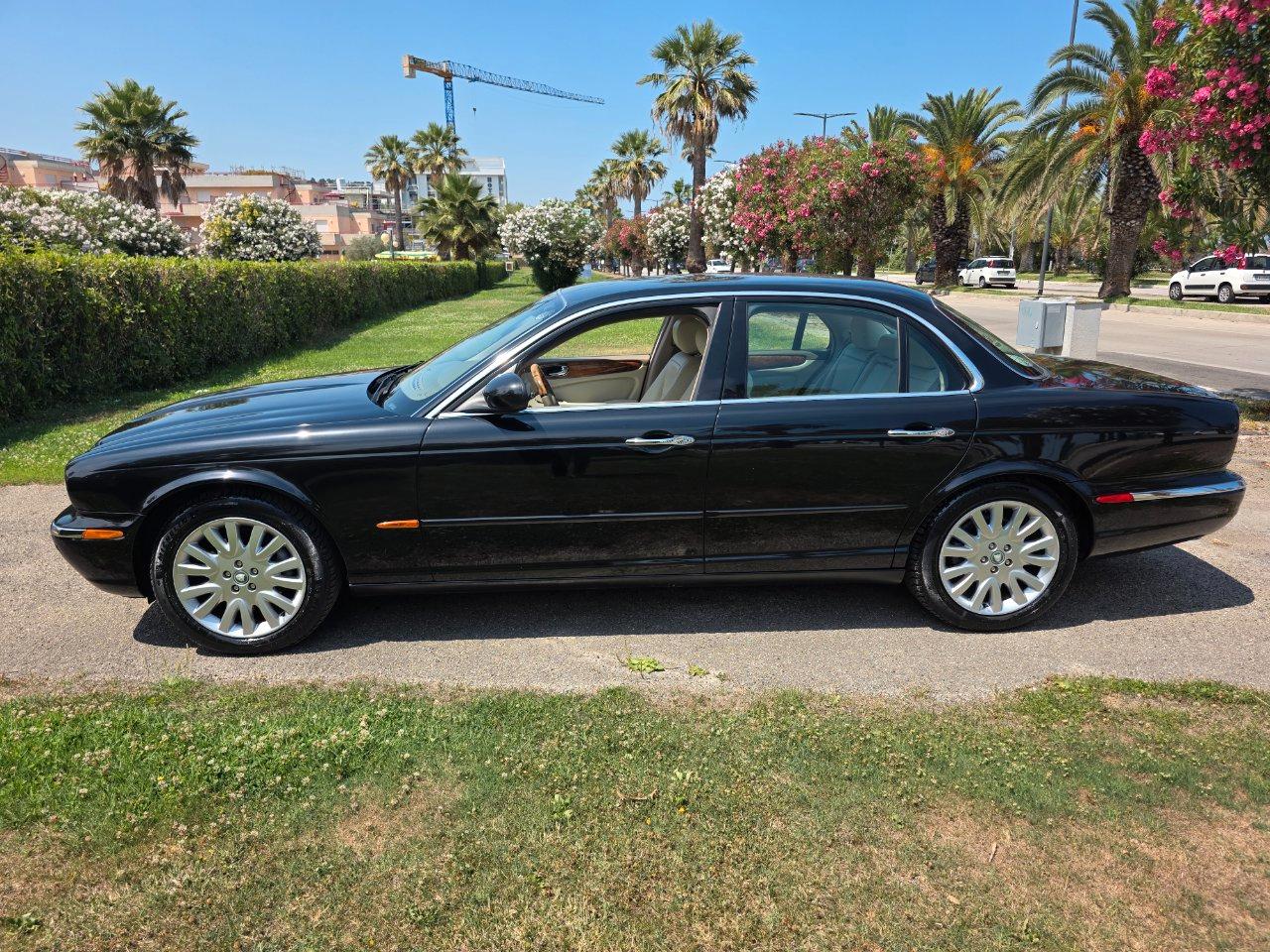 Jaguar XJ Berlina XJ 3.5 V8 Executive