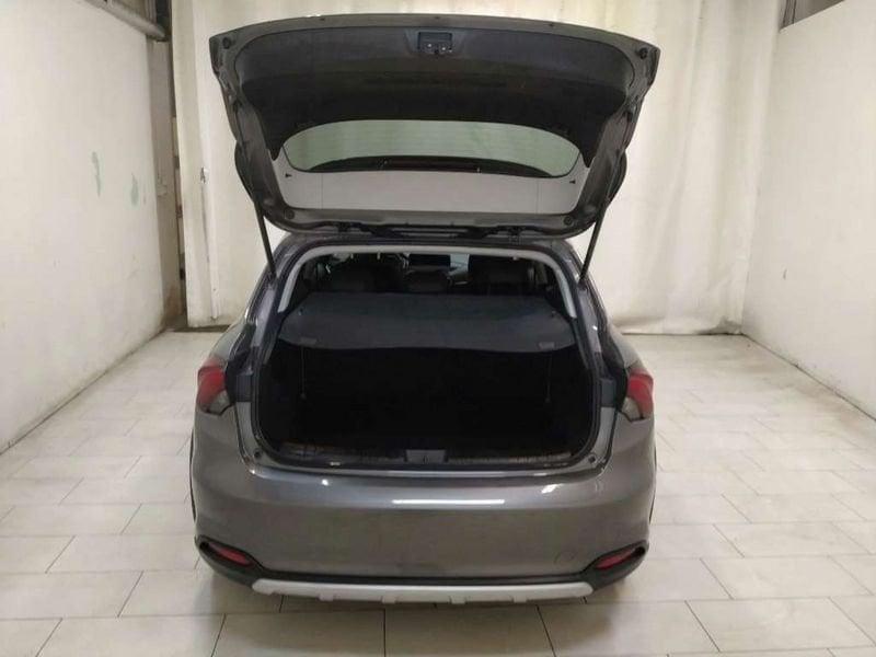 FIAT Tipo 5p 1.0 Cross 100cv
