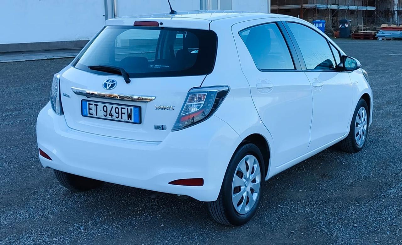 Toyota Yaris 1.5 Hybrid 5 porte Lounge