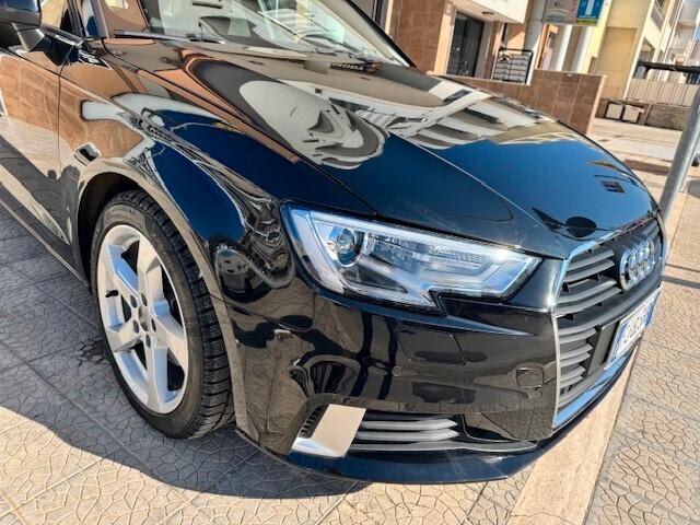 Audi A3 SPORTBACK 1.6 TDI Sport NAVI LED CRUISE PDC