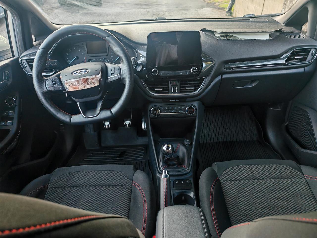 Ford Fiesta Hybrid 125 CV 5 porte ST-Line Incidentata