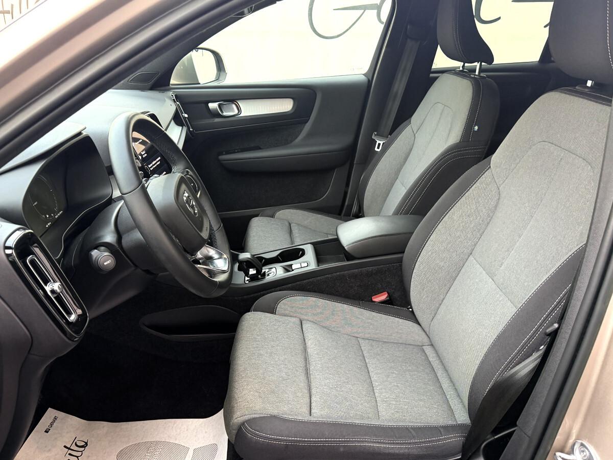 XC40 T4 Recharge Plug-in Hybrid automatico Core