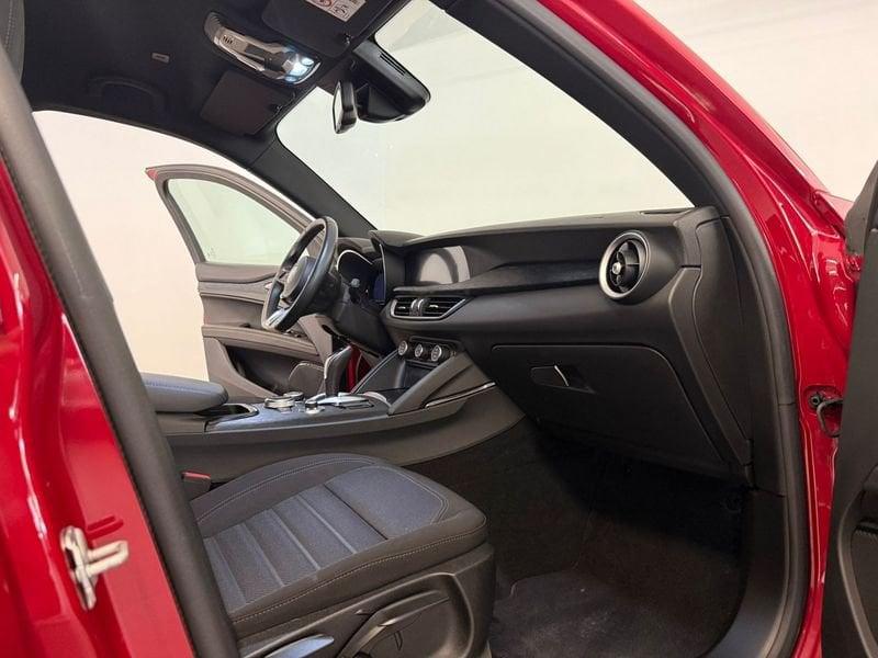 Alfa Romeo Stelvio 2.2 Turbodiesel 160 CV AT8 RWD Super