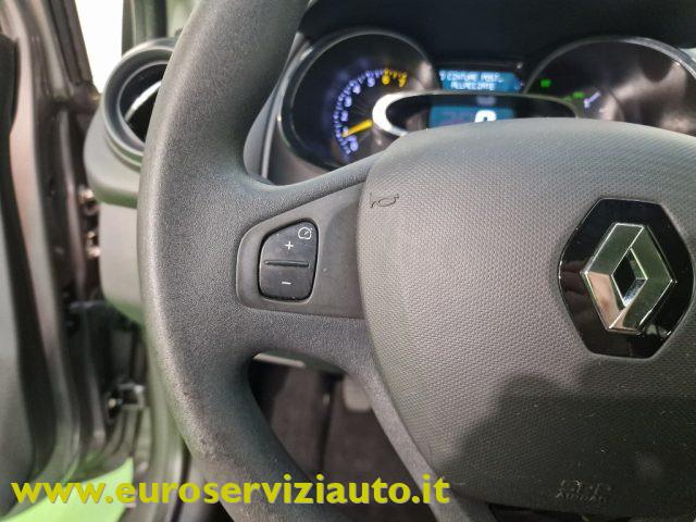 RENAULT Clio 1.2 75CV 5 porte Wave