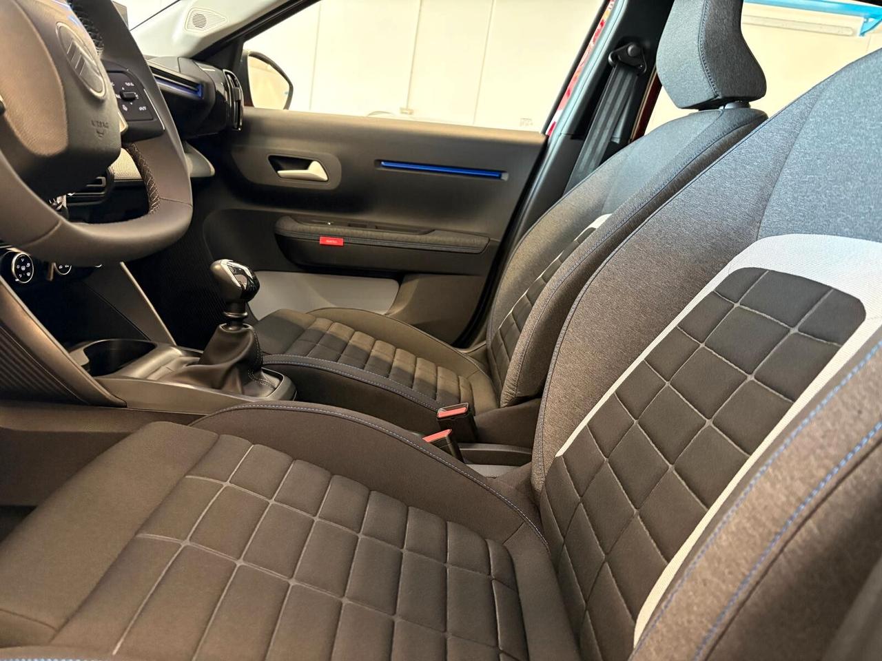 Citroen C3 PLUS Turbo 100 6mt KM 0