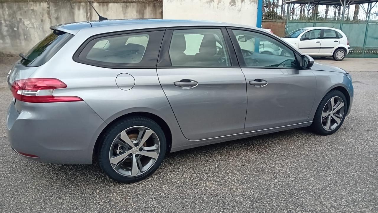 Peugeot 308 sw-1.6 hdi-km 100000-2015