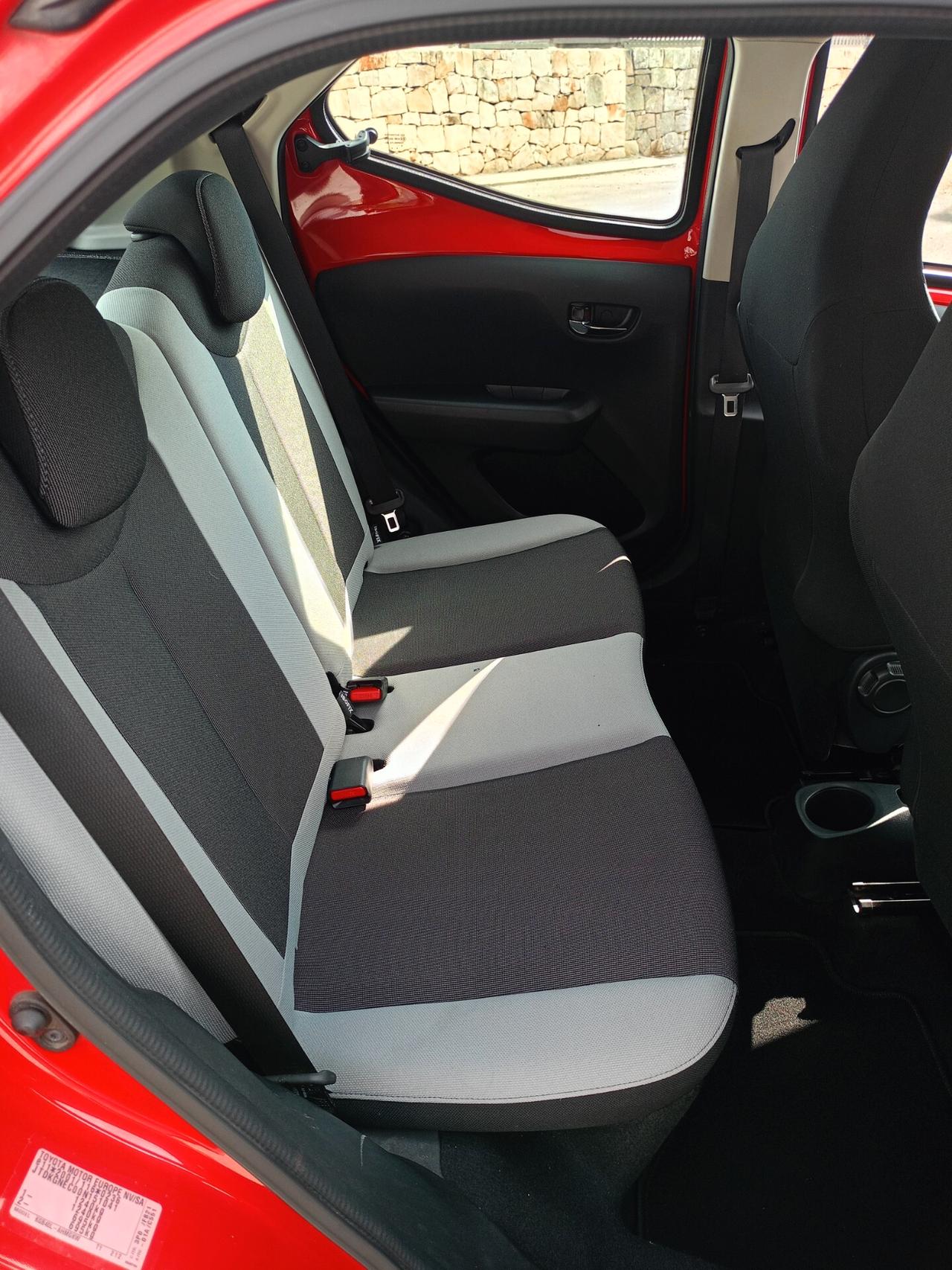 Toyota Aygo X 1.000 5 porte x-clusiv