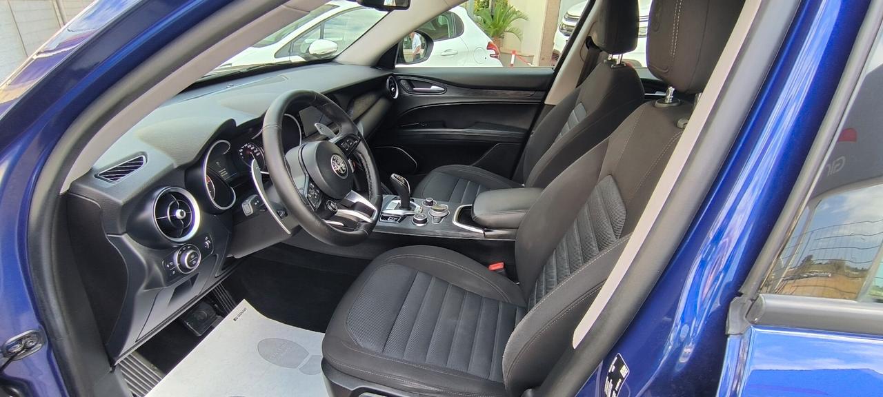 Alfa Romeo Stelvio 2.2 Turbodiesel 190 CV AT8 Q4 Sprint