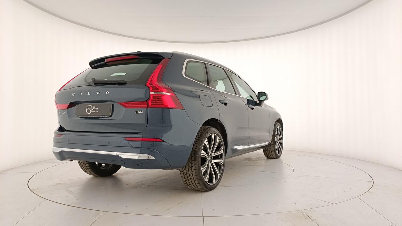 VOLVO XC60 2.0 b4 Plus Bright auto