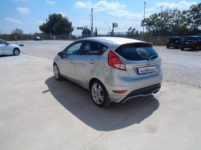 Ford Fiesta 1.5 TDCi 75CV 5 porte Titanium