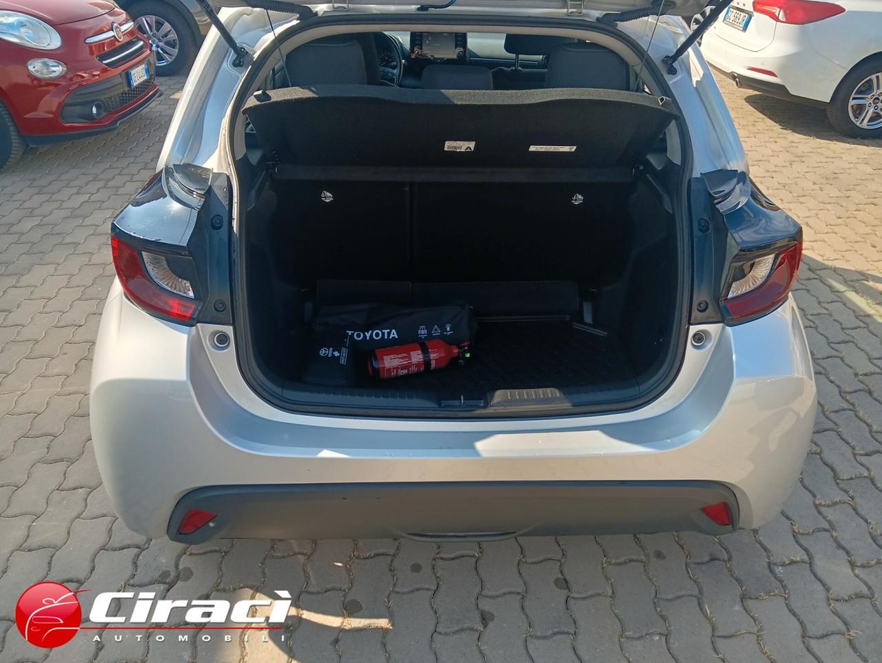 Toyota Yaris 1.5 Hybrid 5 porte Active