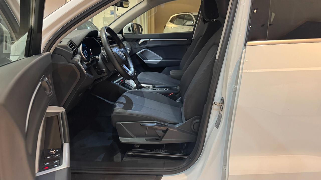 AUDI Q3 TDI S-TRONIC S - LINE EDITION 150CV - 2019