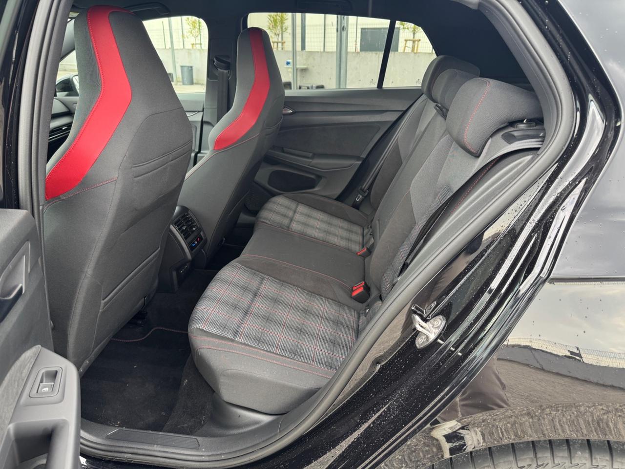 Volkswagen Golf 2.0 TSI GTI 2023