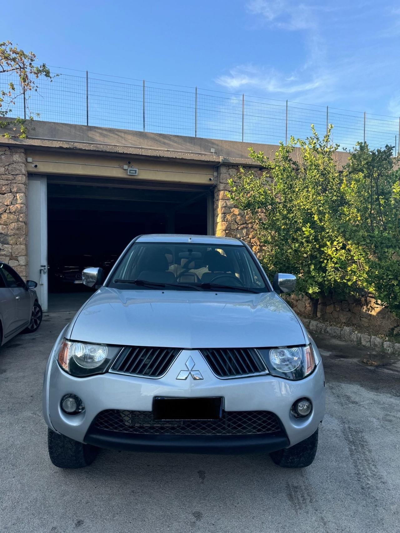 Mitsubishi L200 2.5 DI-D/136CV Double Cab Intense