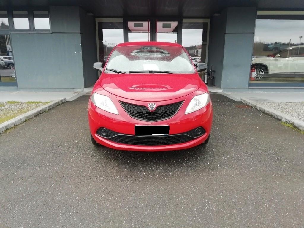 Lancia Ypsilon 1.2 69 CV GPL Ecochic Gold FT697