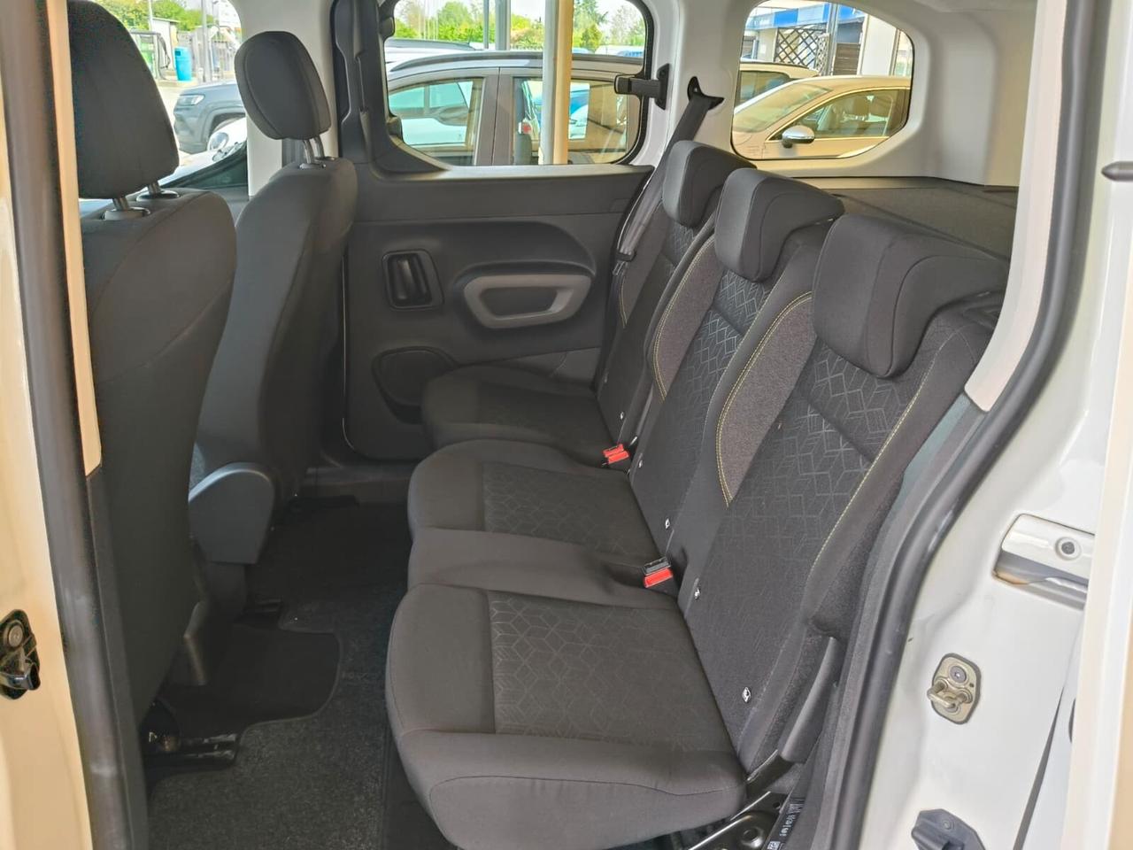 Peugeot Rifter Puretech 110 S&S Active Standard