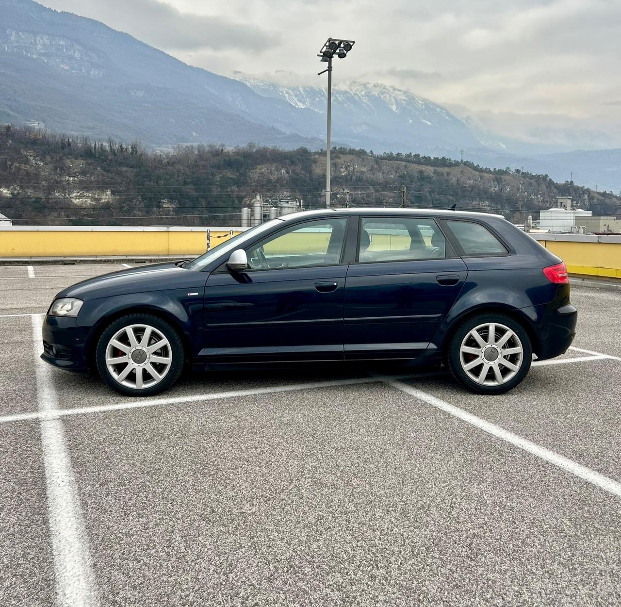 Audi A3 Sportback 2.0 16V TDI Ambition S-Line