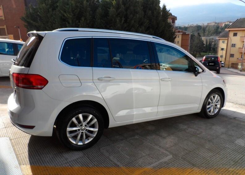 Volkswagen Touran 1.6 TDI 110 cv Comfortline 5 posti