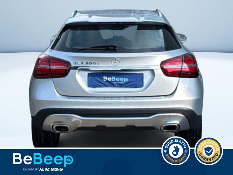 Mercedes-Benz GLA 200 D SPORT AUTO