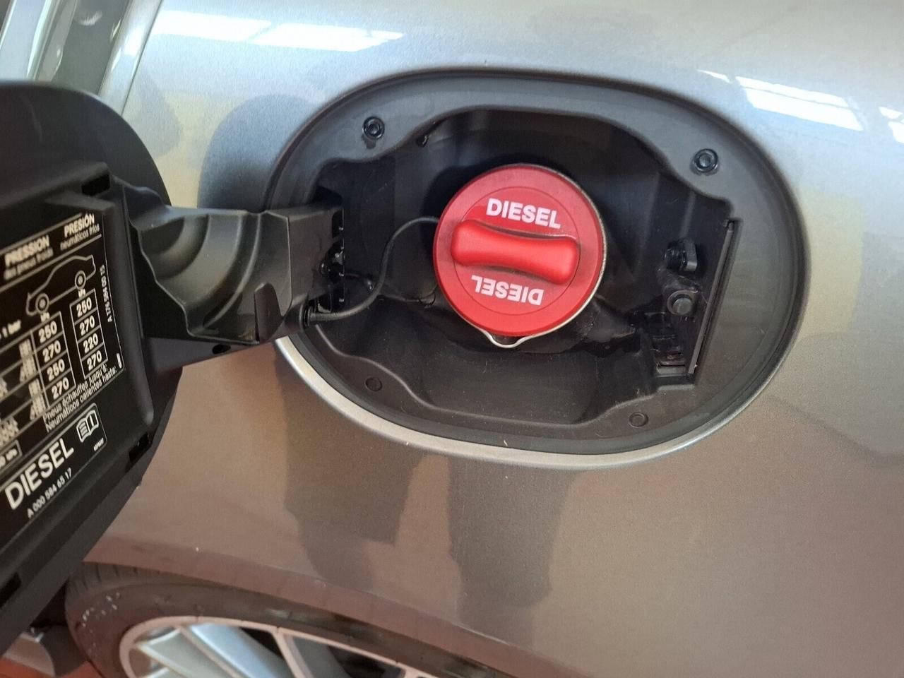 Mercedes-benz A 200 A 200 CDI BlueEFFICIENCY Premium full optional