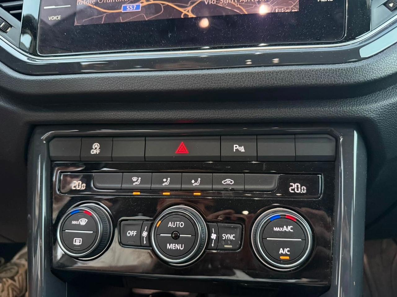 Volkswagen T-Roc 1.6 TDI 116CV 6M FULL OPTIONAL