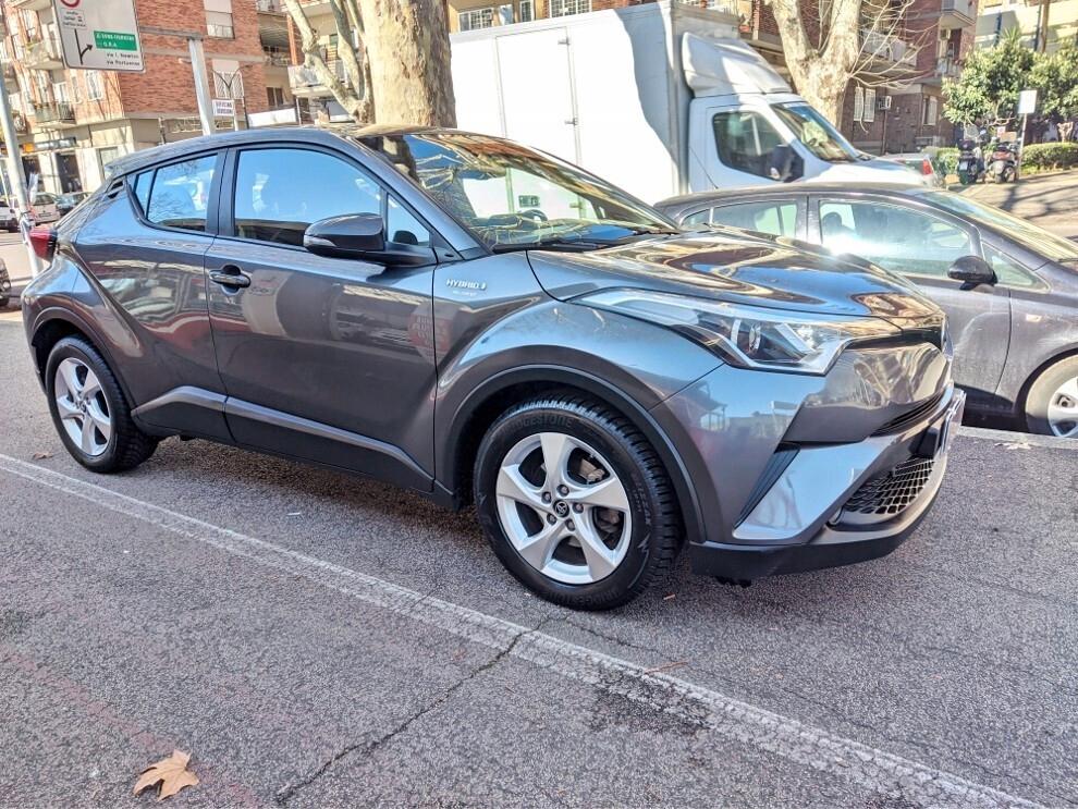 Toyota C-HR 1.8 Hybrid NAVI TAGLIANDATA