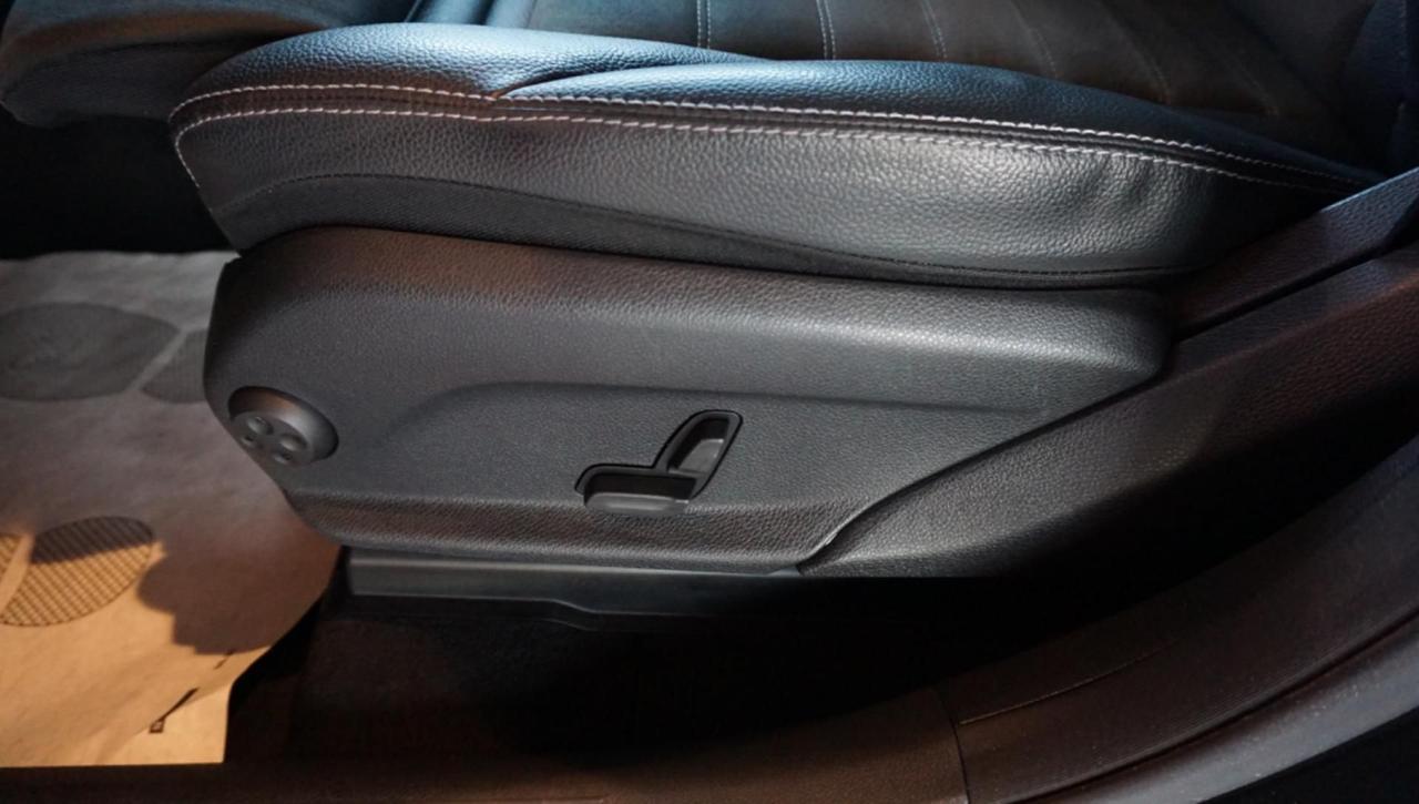 Mercedes-Benz GLC 300 de 4Matic EQ-Power Premium