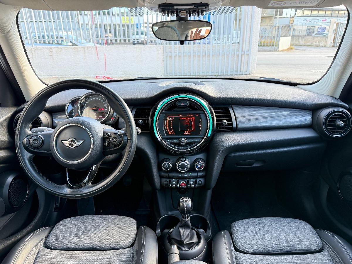 MINI 1.5 COOPER D BOSTON SEVEN 5 Porte; Tetto Apribile Elettricamente;
