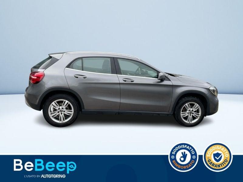Mercedes-Benz GLA 200 D SPORT 4MATIC AUTO