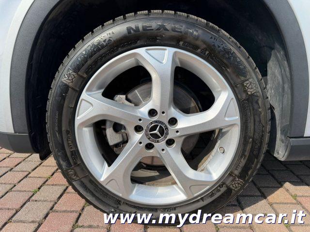 MERCEDES-BENZ GLA 200 d Automatic Sport