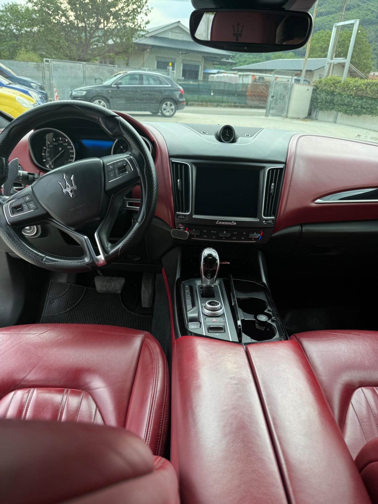 Maserati Levante V6 Diesel 275 CV AWD