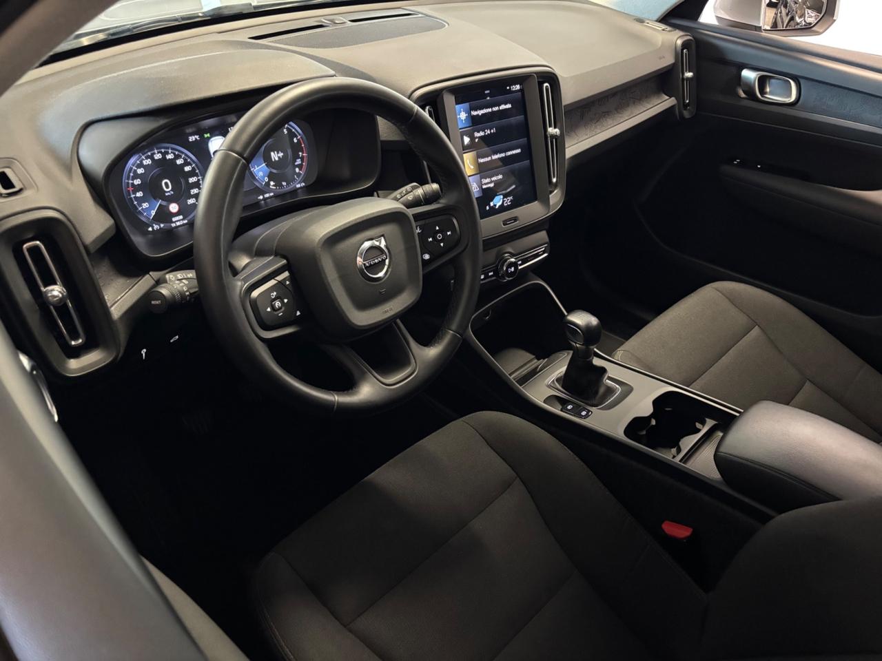 Volvo XC40 1.5 BENZ T2 GREY|PARI AL NUOVO|