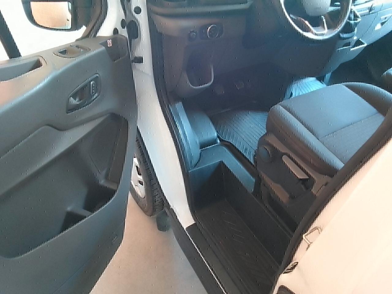 Ford Transit Custom 2.0 TDCi IVA COMPRESA OK NEO